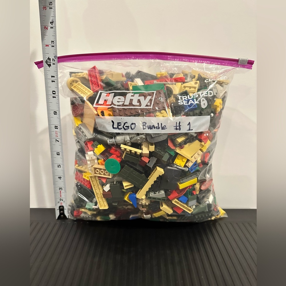 Vintage LEGO Assorted Color Building Blocks Bundle #1 Set